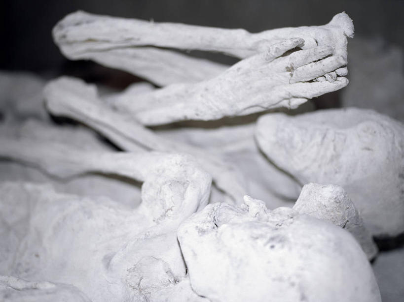 无人,横图,非洲,卢旺达,骨头,祈祷,墓地,摄影,纪念,留念,尸体,骨架,怀念,尸身,遗体,惊骇,受害者,彩图,尸首,大屠杀