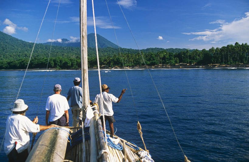横图,海洋,火山,山,水,船,印度尼西亚,亚洲,岛,热,方向,摄影,航海,热带气候,抵达,政府,群岛,彩图,传统文化