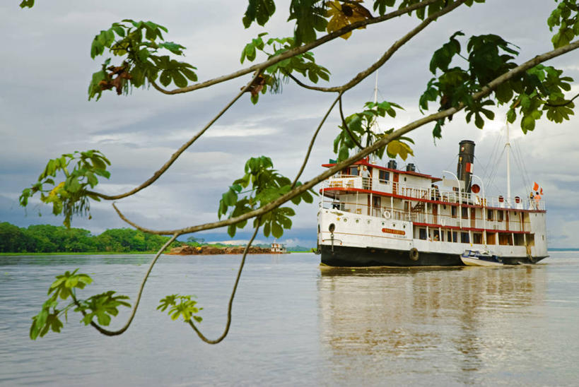 无人,横图,室外,旅途,河流,水,轮船,船,亚马逊河,秘鲁,反射,方向,交通工具,南美,摄影,热带气候,拉丁美洲,客船,载具,彩图,旅行,蒸汽轮船