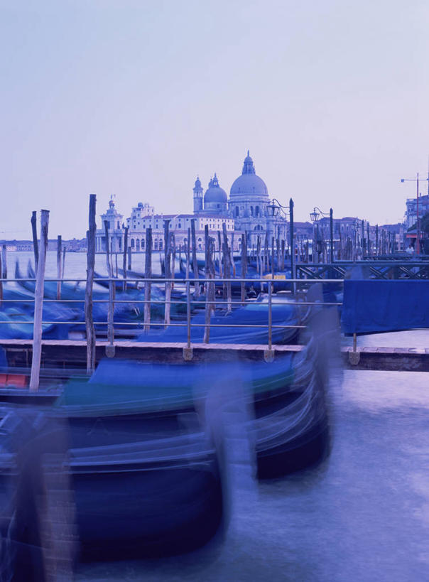 无人,竖图,运动模糊,船,意大利,欧洲,威尼斯,黄昏,交通工具,摄影,舟,西欧,地中海文化,南欧,载具,意大利文化,威尼托大区,圣马克广场,圣玛莉亚安泰教堂,彩图
