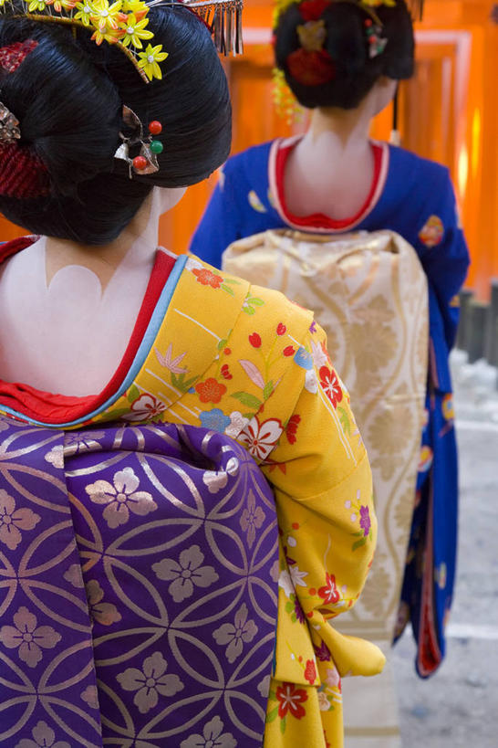 儿童,两个人,竖图,纯洁,京都,日本,亚洲,日本文化,地标建筑,可爱,童年,童趣,摄影,京都府,神殿,肖像,童真,艺妓,东亚,烂漫,无邪,本州,本州岛,日本国,近畿地方,近畿,伏见稻荷大社,伏见区,天真,女孩,彩图