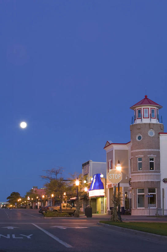 无人,商店,竖图,夜晚,美国,摄影,北美,北美洲,美洲,北亚美利加洲,亚美利加洲,密歇根,密歇根州,貂熊州,狼獾之州,狼獾州,美国人,彩图,美利坚合众国