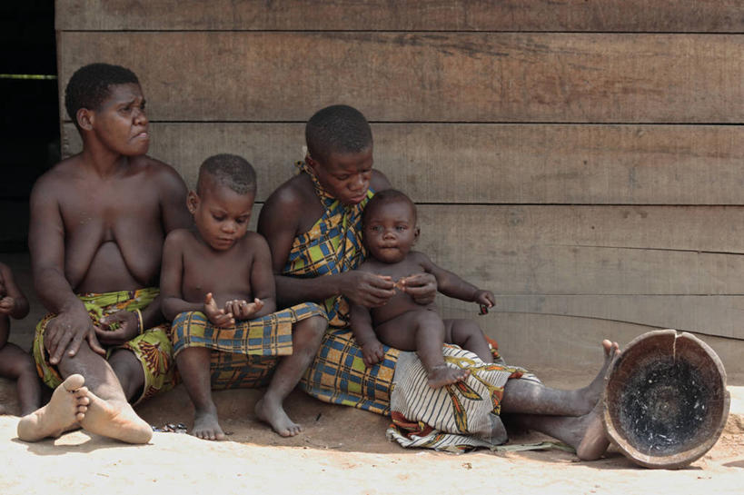 家庭,横图,非洲,摄影,种族,肖像,中非共和国,彩图,传统文化,俾格米族