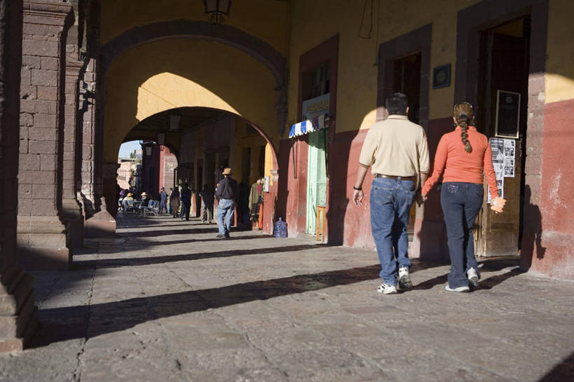 两个人,横图,墨西哥,摄影,北美,北美洲,中美洲,拉丁美洲,美洲,瓜纳华托,瓜纳华托州,北亚美利加洲,亚美利加洲,墨西哥合众国,仙人掌王国,彩图