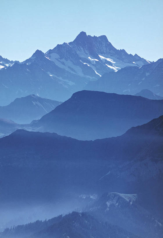 无人,竖图,室外,山,山脉,瑞士,欧洲,地形,首都,伯尔尼,摄影,中欧,阿尔卑斯山脉,瑞士联邦,伯尔尼州,少女峰,因特拉肯,彩图