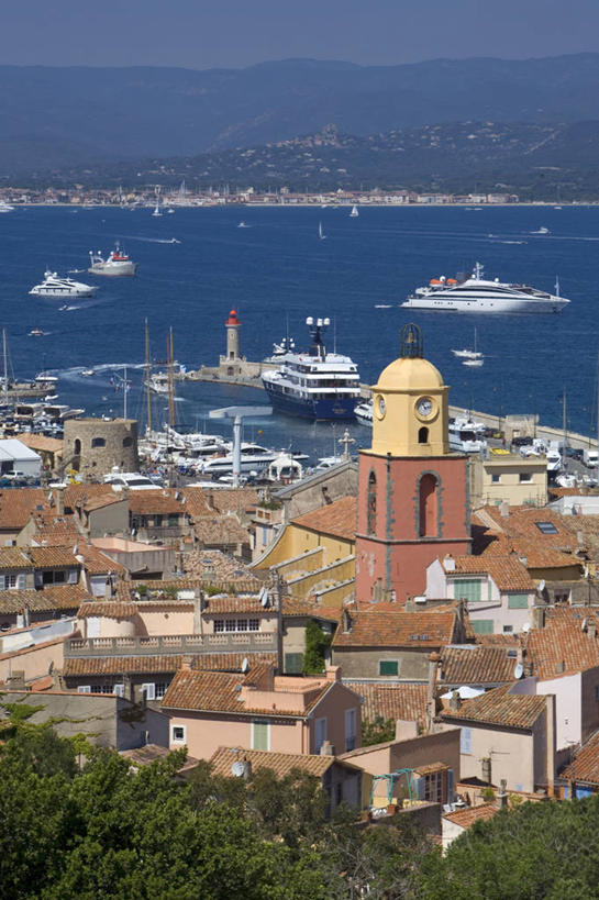 无人,教堂,竖图,俯视,室外,天际线,法国,欧洲,城镇,摄影,西欧,地中海,普罗旺斯,法国文化,圣曹菲,彩图,高角度拍摄