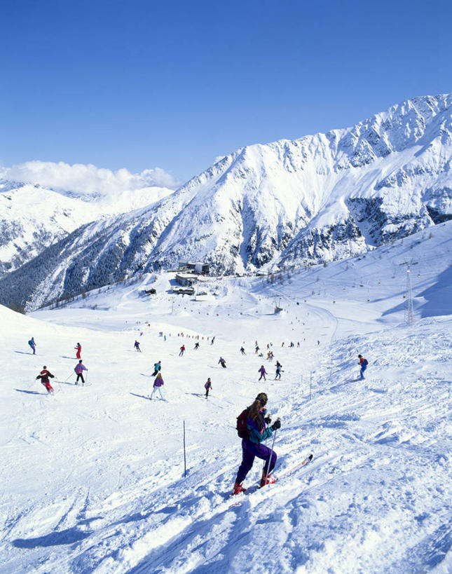 竖图,室外,山,山脉,雪,法国,欧洲,冬天,滑雪场,摄影,西欧,法国文化,阿尔卑斯山脉,霞慕尼,滑雪运动,彩图