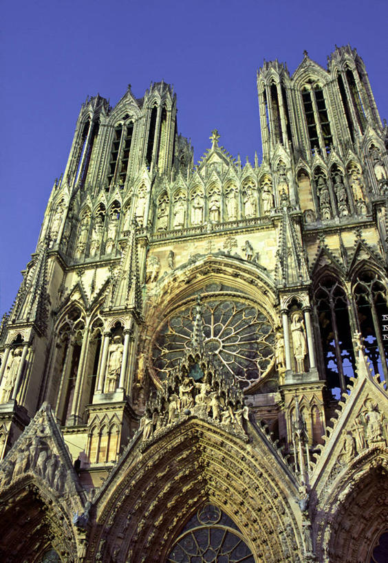 无人,教堂,竖图,夜晚,法国,欧洲,香槟,摄影,西欧,法兰西,法国文化,哥特式风格,法兰西共和国,法兰西第五共和国,香槟.阿登,香槟.阿登大区,马恩省,兰斯,兰斯大教堂,彩图,大教堂