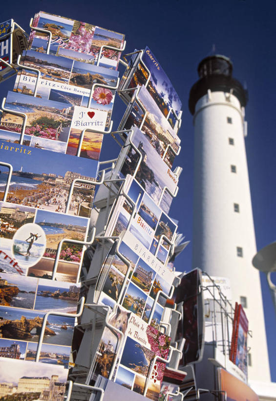 无人,竖图,道路,法国,欧洲,信息,灯塔,交通,方向,摄影,引导,指引,西欧,法兰西,法国文化,法兰西共和国,比亚里茨,阿基坦,法兰西第五共和国,航标,亚魁当,阿基坦大区,彩图,比利牛斯.大西洋省,导航