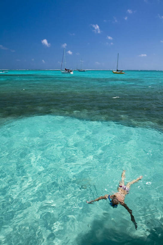 一个人,竖图,室外,伯利兹,岛,珊瑚礁,摄影,热带气候,中美洲,拉丁美洲,海滩,彩图