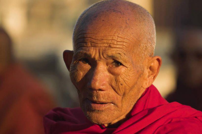 成年人,老年人,一个人,横图,缅甸,亚洲,仅一个男性,仅一个人,仅一个老年男性,人体,摄影,宗教,东南亚,佛教,肖像,蒲甘,老年男性,男人,男性,僧侣,彩图