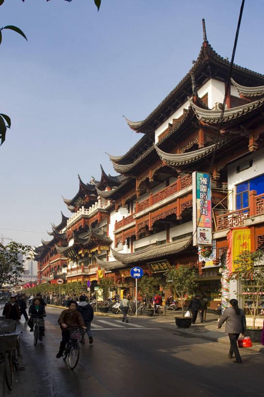 竖图,城市,道路,建筑,街道,路,公路,上海,亚洲,节日,古城,交通,历史,豫园,摄影,马路,彩图,传统文化