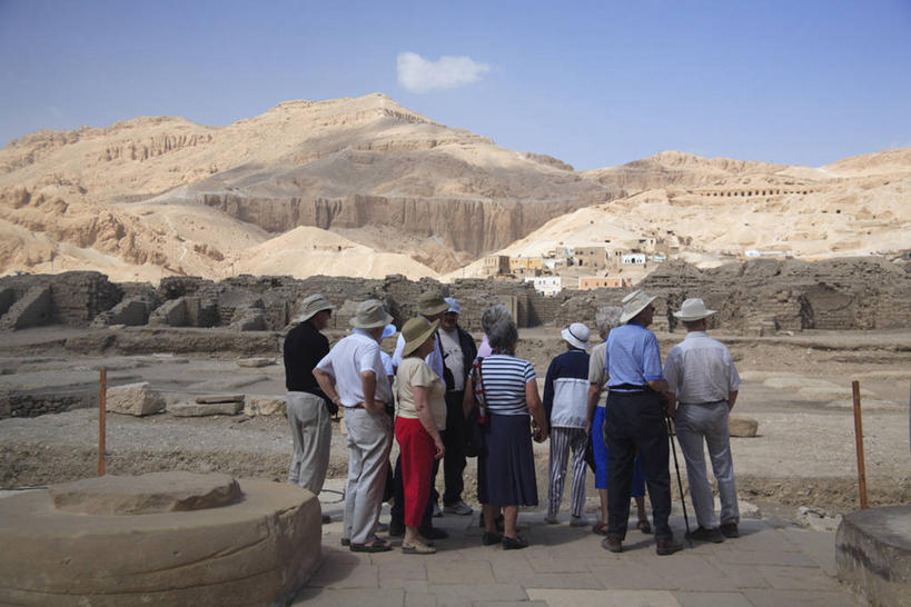 横图,旅游,非洲,巴基斯坦,埃及,亚洲,行人,游客,游人,路人,旅客,摄影,考古学,中东,南亚,北非,埃及文化,巴基斯坦伊斯兰共和国,过客,彩图,约旦河西岸地区,埃及卢克索
