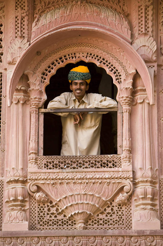 成年人,一个人,竖图,窗户,城市,印度,亚洲,仅一个男性,摄影,肖像,拉贾斯坦邦,焦特普尔,男人,彩图
