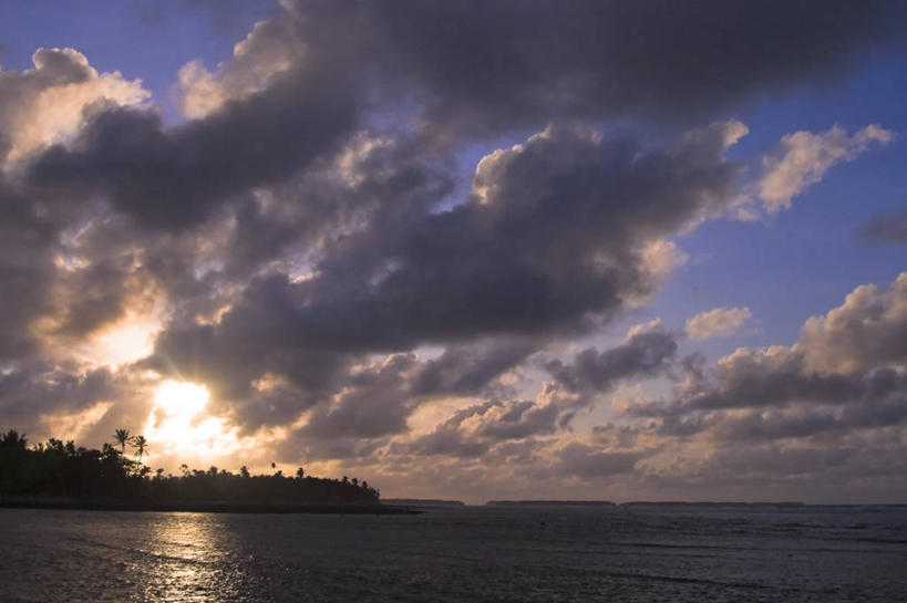 无人,横图,室外,海洋,日落,棕榈树,马绍尔群岛,密克罗尼西亚,岛,地形,黄昏,摄影,太平洋,热带气候,大洋洲,剪影,北太平洋,珊瑚岛,潟湖,彩图