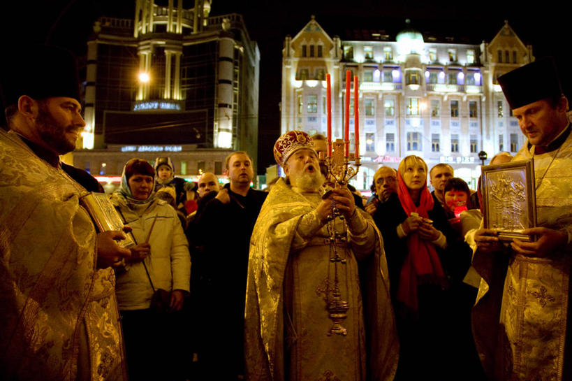 横图,建筑,蜡烛,俄罗斯,复活节,祈祷,摄影,宗教,典礼,拜访,神父,彩图,旅行,大教堂,传统文化,独联体
