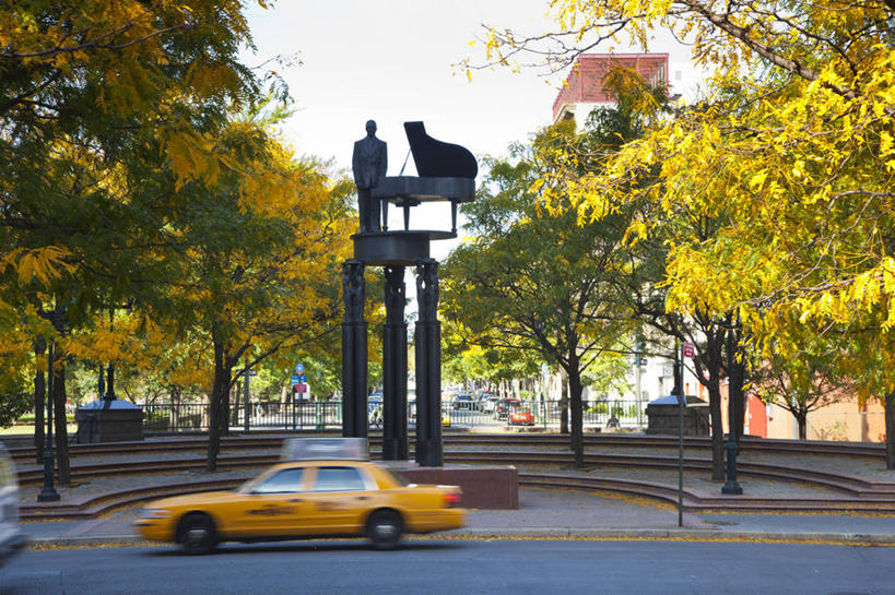 无人,横图,室外,白天,建筑,街道,出租车,汽车,纽约,美国,雕像,曼哈顿,车,树,黄色,地标建筑,交通工具,轿车,摄影,载具,的士,计程车,彩图