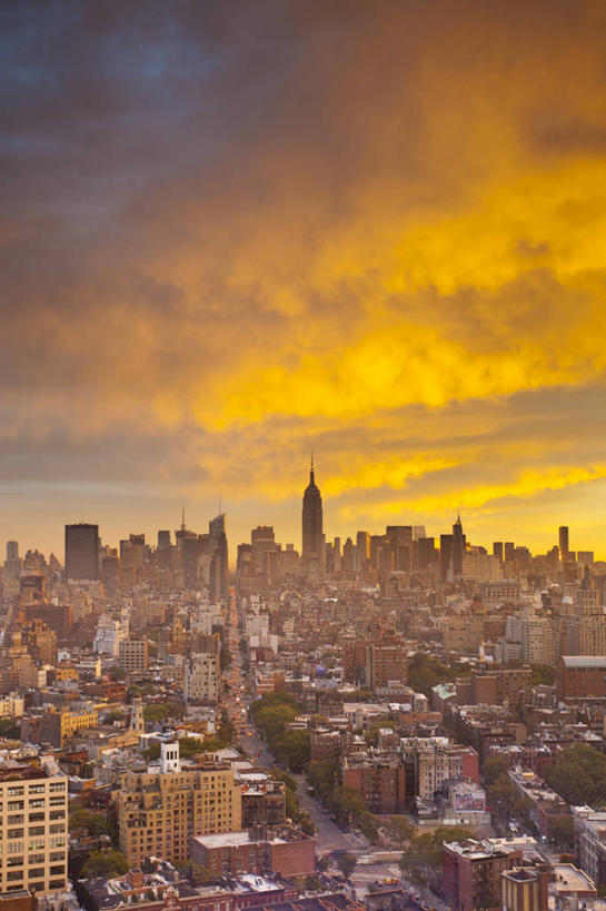 无人,竖图,俯视,室外,日落,天际线,建筑,纽约,美国,曼哈顿,黄色,摄影,照亮,北美,北美洲,美洲,帝国大厦,纽约市,纽约州,帝国之州,帝国州,北亚美利加洲,亚美利加洲,彩图,高角度拍摄,美利坚合众国,曼哈顿区,纽约县,曼哈顿岛,色度