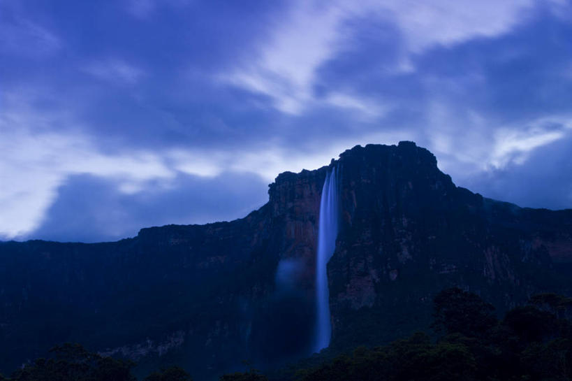 无人,横图,室外,瀑布,委内瑞拉,地形,云,风景,黄昏,摄影,岩层,岩石,彩图,旅行,卡奈依马国家公园