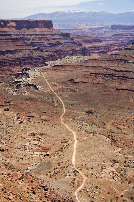 无人,竖图,室外,白天,留白,沙漠,美国,地形,风景,摄影,国家公园,岩层,峡谷地国家公园,犹他,岩石,彩图,旅行,对焦