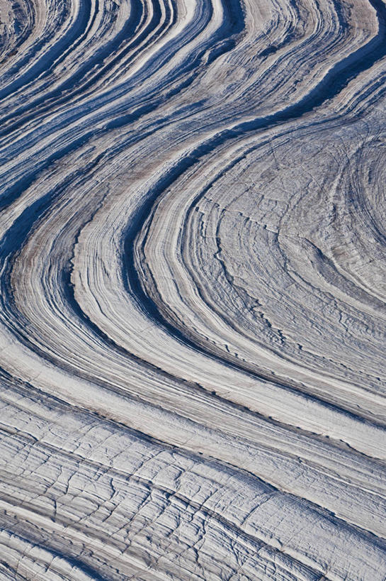 无人,竖图,俯视,航拍,室外,白天,背景,抽象,加拿大,弯曲,冰,寒冷,摄影,北美,北美洲,鸟瞰,美洲,冰河,北亚美利加洲,亚美利加洲,巴芬岛,努纳武特,努纳武特领地,彩图,高角度拍摄,全画面,全框架,全帧,全画幅,努那福特