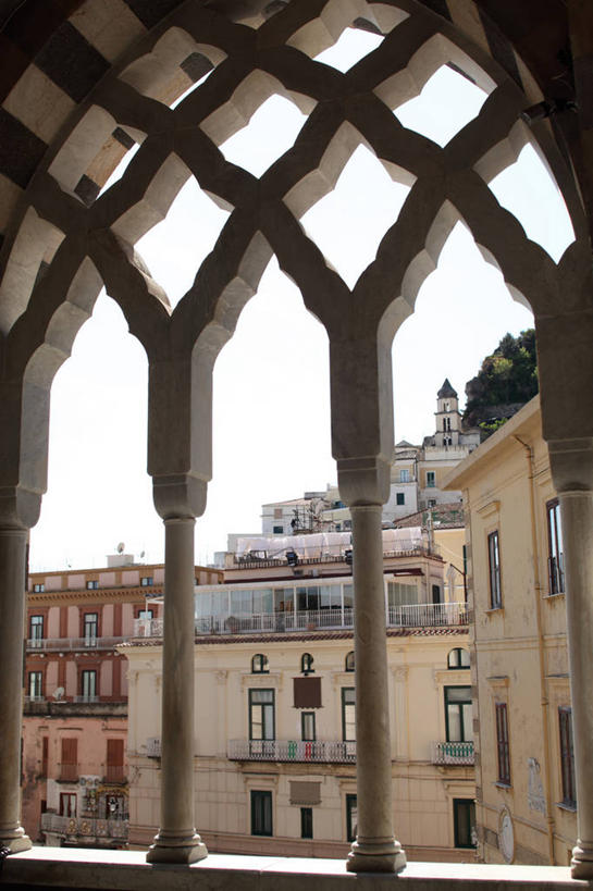 无人,竖图,室外,白天,阳台,城市,建筑,意大利,欧洲,柱子,古城,历史,摄影,南欧,意大利共和国,坎帕尼亚,索伦托,阿马尔菲,坎帕尼亚大区,彩图,旅行