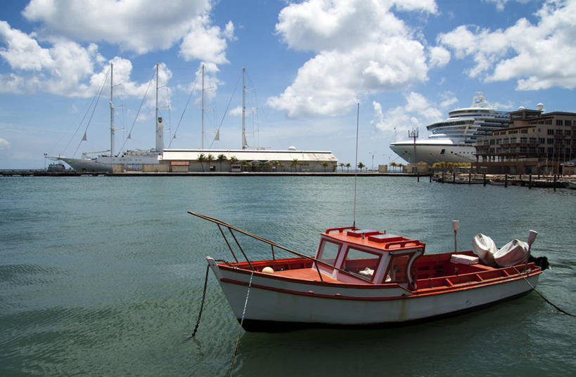 无人,横图,室外,白天,海洋,船,停靠,云,天空,邮轮,运输,摄影,多样,宁静,停泊,比例,彩图,海港