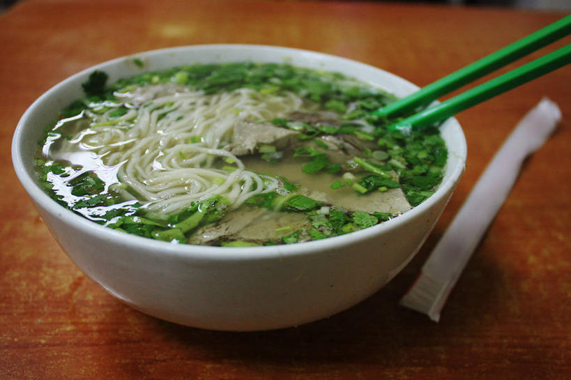 无人,横图,室内,特写,筷子,汤,汤碗,饮食,碗,芫荽叶,摄影,清新,中国文化,健康食物,天津市,面汤,彩图,装饰菜