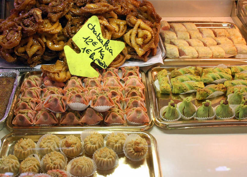 点心,无人,横图,室内,法国,巴黎,许多,标签,文字,食品,甜点,甜品,市场,首都,很多,餐盘,饮食,食物,糕点,甜食,零售,摄影,多样,清新,选择,法式食品,法国文化,彩图