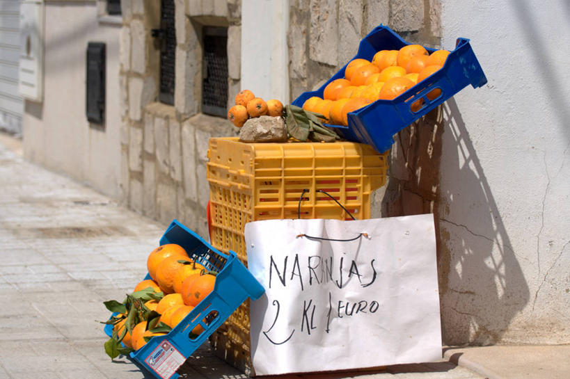 无人,横图,室外,白天,通讯,街道,水果,日光,西班牙,许多,文字,很多,饮食,布告,容器,橙色,零售,摄影,英文字母,清新,巴伦西亚省,彩图