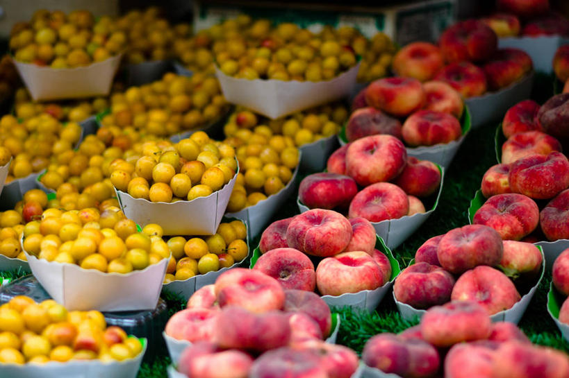 无人,横图,室外,特写,白天,水果,法国,巴黎,许多,丰富,首都,很多,货摊,饮食,盒子,桃,零售,摄影,有机食品,多样,清新,健康食物,彩图,蒙特吉尔街
