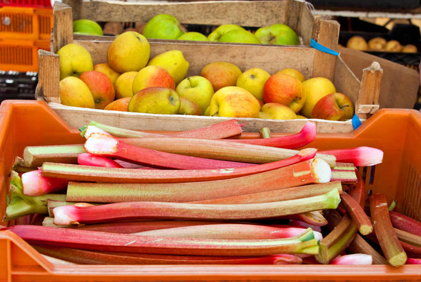 无人,横图,室外,白天,购物,消费,苹果,蔬菜,水果,英国,许多,丰富,集市,市场,很多,饮食,盒子,零售,金融,摄影,多样,清新,选购,贸易,大黄,健康食物,彩图