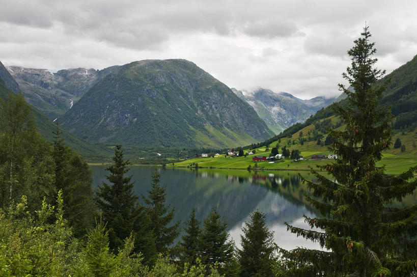 无人,横图,室外,白天,湖,美景,山,山脉,挪威,欧洲,景观,云,树,风景,自然,景色,摄影,宁静,斯堪的纳维亚,自然风光,北欧,斯堪的那维亚,斯堪的那维亚半岛,斯堪的纳维亚半岛,挪威王国,松恩.菲尤拉讷,松恩.菲尤拉讷郡,彩图