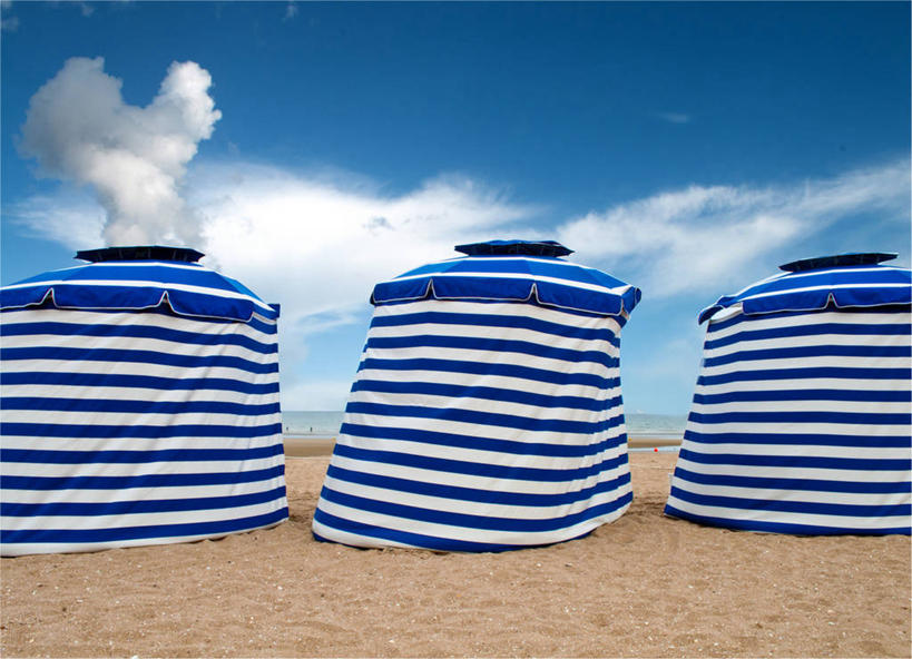 无人,横图,室外,白天,度假,重复,法国,一排,条纹,整齐,沙子,帐篷,云,排列,三个,天空,摄影,宁静,队列,诺曼底,海滩,彩图,卡布尔