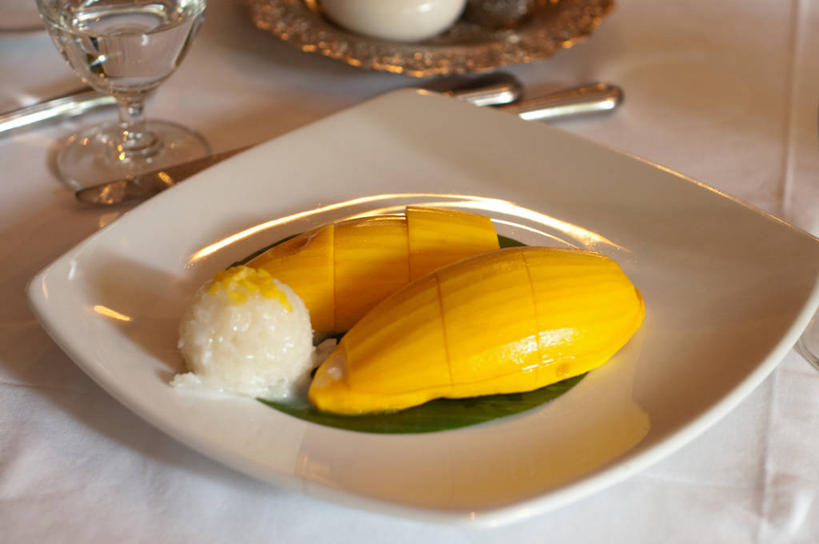 点心,面包,无人,横图,室内,特写,白天,桌子,芒果,水果,曼谷,泰国,切开,食品,面点,甜点,甜品,米,首都,吐司,饮食,食物,糕点,碗,甜食,切,素食,摄影,法式面包,清新,剖面,吐司面包,切面,泰国食品,泰国文化,彩图,多士,听型面包