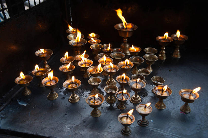 无人,横图,俯视,室内,白天,尼泊尔,许多,火焰,首都,很多,黄金,摄影,宗教,油灯,加德满都,灵性,彩图,高角度拍摄,传统文化