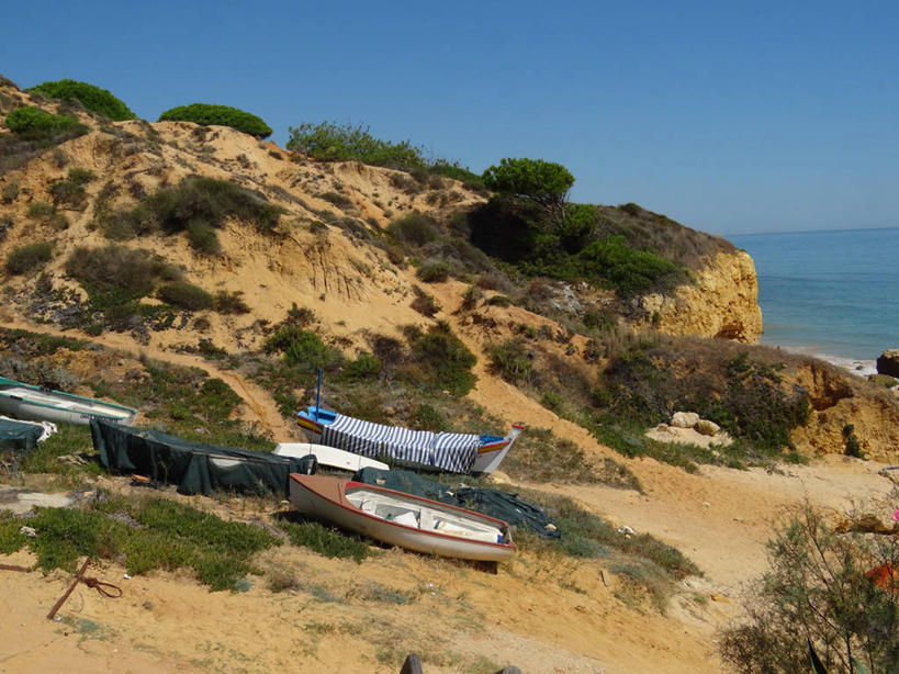 无人,横图,室外,白天,海洋,山,船,葡萄牙,水平线,自然,运输,摄影,万里无云,阿尔布费拉,彩图,旅行