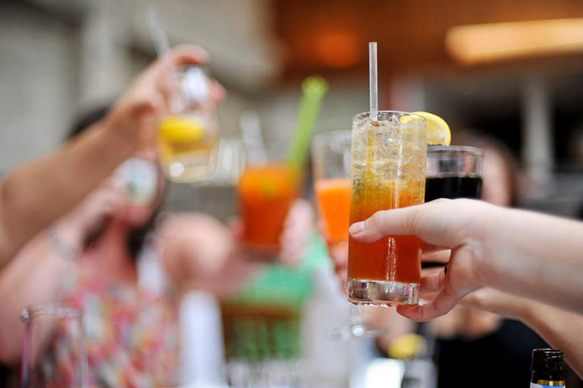 果汁,手,横图,室内,美国,庆祝,拿着,饮料,乐趣,摄影,多样,部分,享乐,加利福尼亚,选择,旧金山,彩图,餐馆