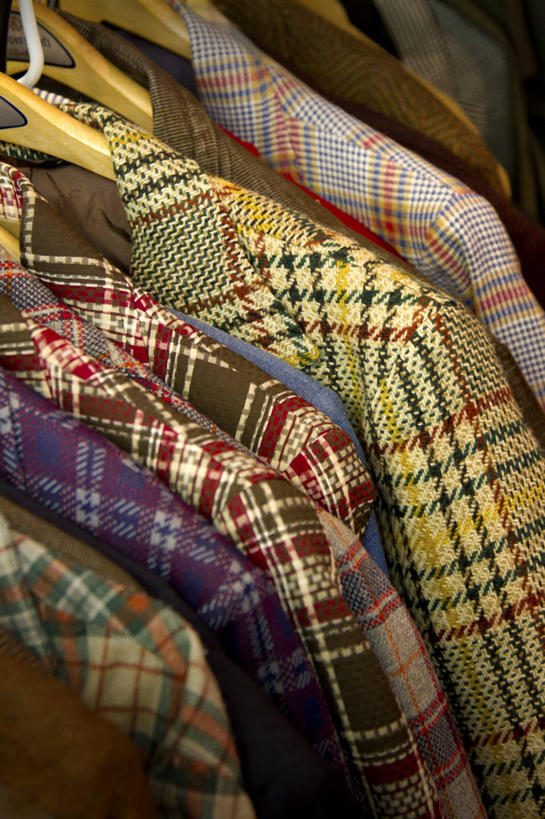 无人,竖图,室内,特写,时尚,复古,衣架,美国,一排,许多,整齐,很多,古典,外套,排列,零售,摄影,生活方式,多样,服装店,队列,巴尔的摩,马里兰,彩图