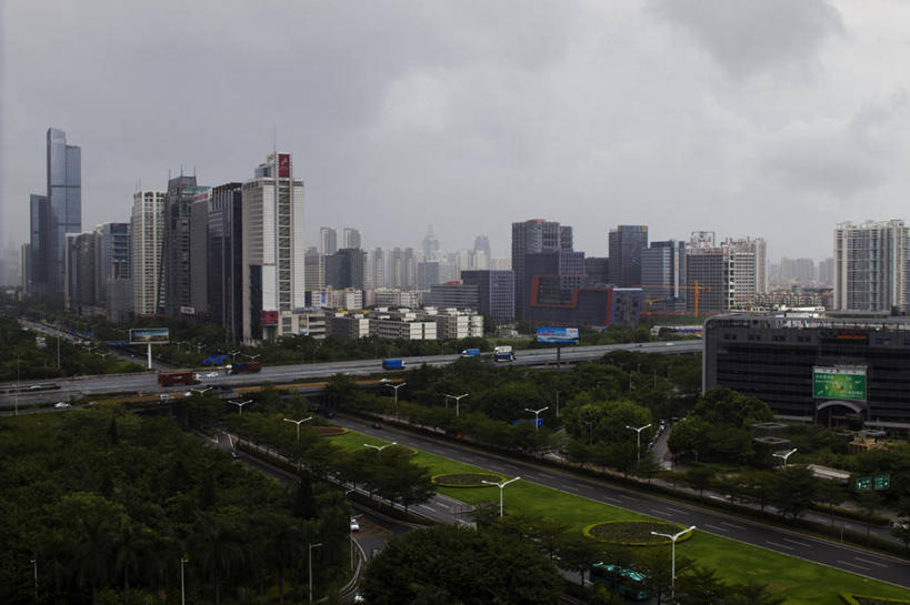 无人,横图,室外,白天,度假,美景,暴风雨,城市风光,城市,建筑,卡车,路,摩天大楼,汽车,深圳,景观,云,巴士,娱乐,享受,休闲,景色,放松,运输,摄影,中国文化,彩图