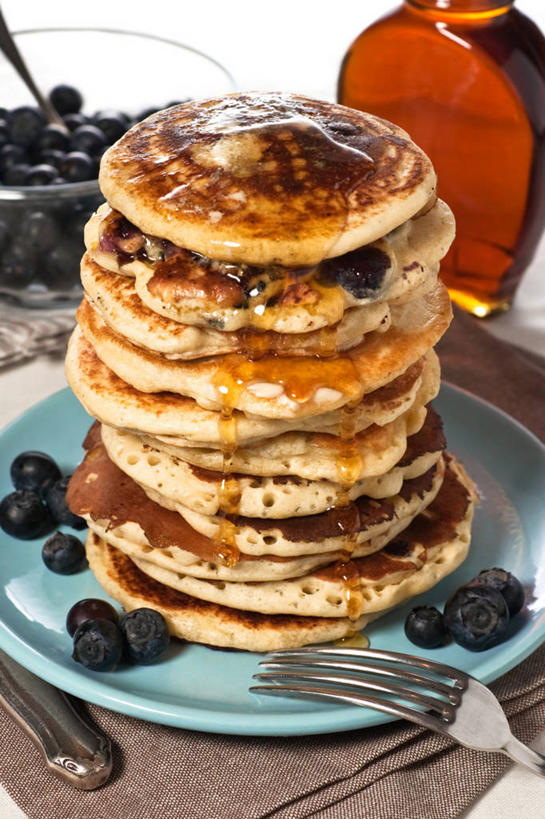 无人,竖图,室内,特写,桌子,蓝莓,德国,许多,叉,很多,饮食,蓝色,盘子,餐巾,汤匙,碗,甜食,平衡,摄影,糖浆,清新,彩图,薄烤饼