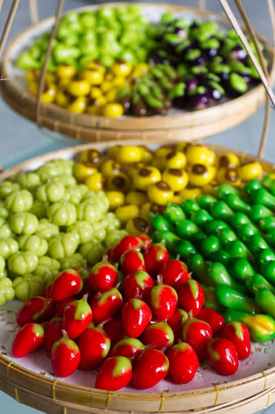 点心,无人,竖图,室内,特写,椰子,曼谷,泰国,丰富,食品,糖,糖果,甜点,甜品,首都,饮食,食物,糕点,容器,果冻,甜食,奶油,摄影,多样,凝胶,清新,绿豆,选择,泰国文化,彩图,成分