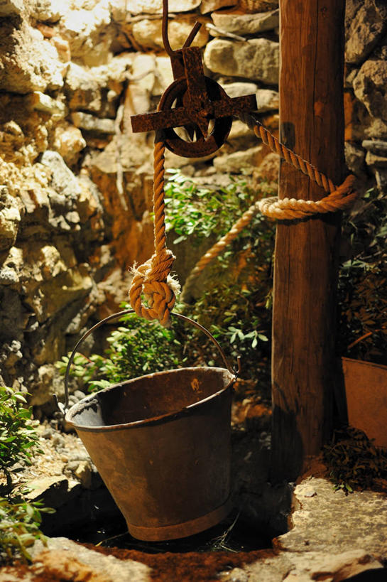 无人,竖图,室外,白天,日光,西班牙,吊挂,悬挂,挂,绳子,摄影,井,宁静,塔拉戈纳省,卡斯特利翁省,岩石,彩图