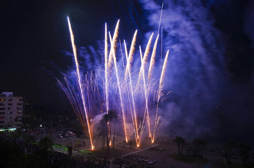 无人,横图,室外,夜晚,爆炸,西班牙,庆祝,焰火,烟,摄影,照亮,万里无云,彩图,传统节日