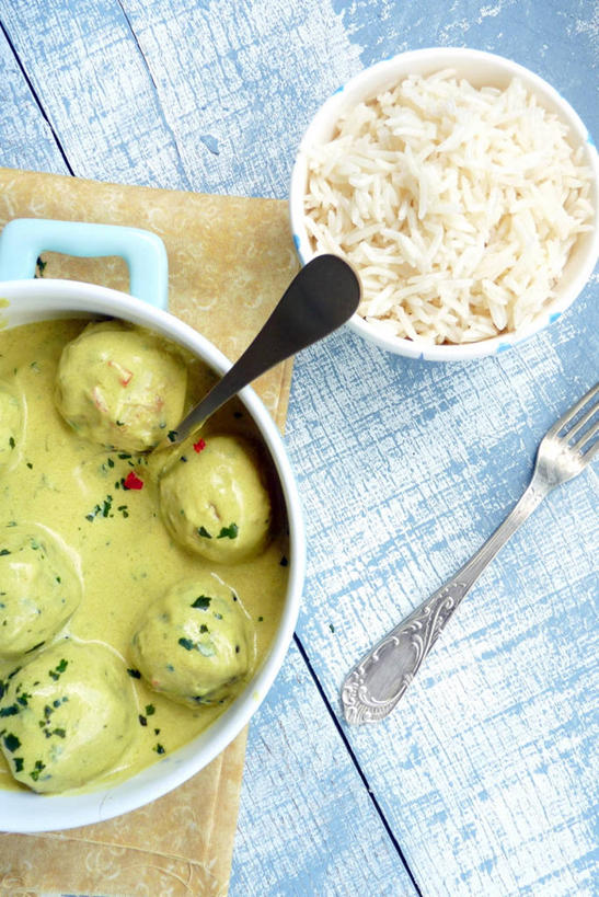 无人,竖图,室内,特写,白天,法国,叉,食品,咖喱,饮食,餐巾,汤匙,碗,摄影,炸鸡块,健康食物,瓦兹河谷省,彩图