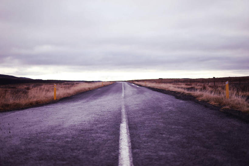 无人,横图,室外,白天,沙漠,路,路标,地形,云,草,天空,摄影,宁静,彩图