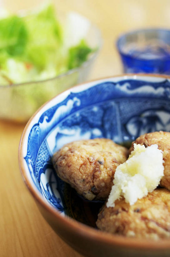 豆腐,寿司,无人,竖图,室内,特写,美国,油炸,日本料理,饮食,碗,摄影,清新,加利福尼亚,彩图,装饰菜