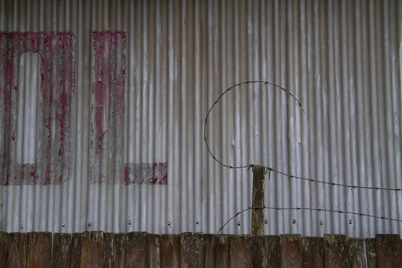 无人,横图,室外,白天,通讯,澳大利亚,文字,字母,木桩,摄影,保护,大写字母,彩图,带刺铁丝网