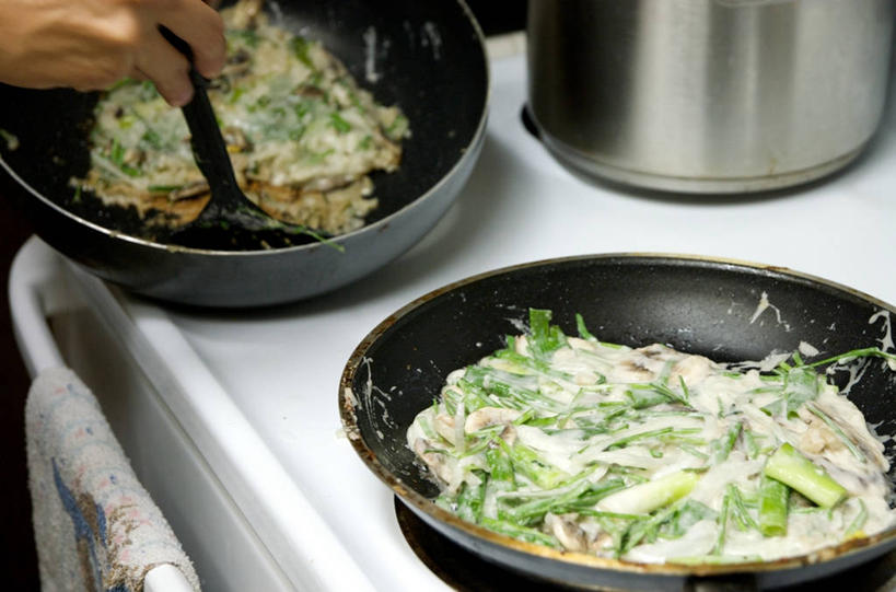 手,一个人,横图,室内,特写,美国,准备,拿着,饮食,容器,摄影,部分,加利福尼亚,圣地牙哥市,彩图,薄烤饼