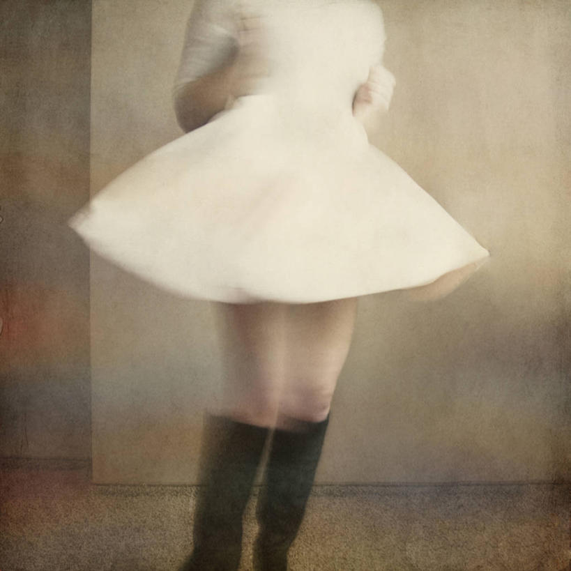 儿童,一个人,方图,室内,运动模糊,纯洁,波兰,仅一个女性,仅一个人,表演,小孩,仅一个小孩,可爱,平衡,童年,童趣,摄影,高雅,童真,烂漫,无邪,天真,女孩,女人,女性,孩子,彩图,舞蹈,女生